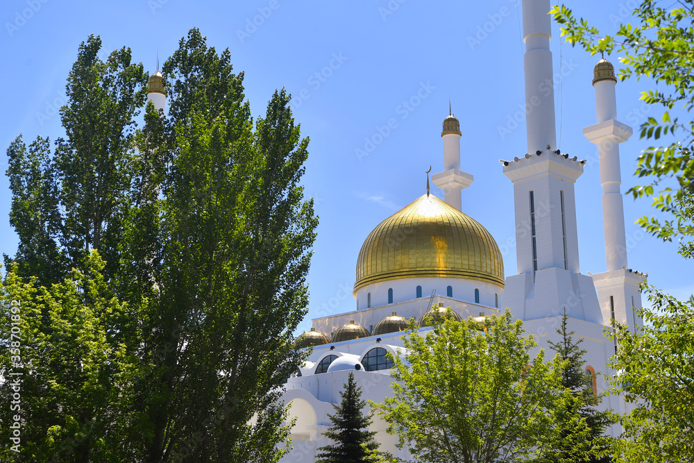 the most beautiful mosque in the world, the most beautiful mosque in Asia, the beautiful mosque in Astana, the mosque in Kazakhstan, Saudi Arabia, Turkey, Ramadan, the mosque,