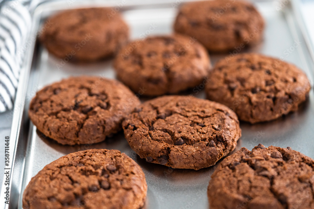 Double chocolate chip cookies Double chocolate chip cookies