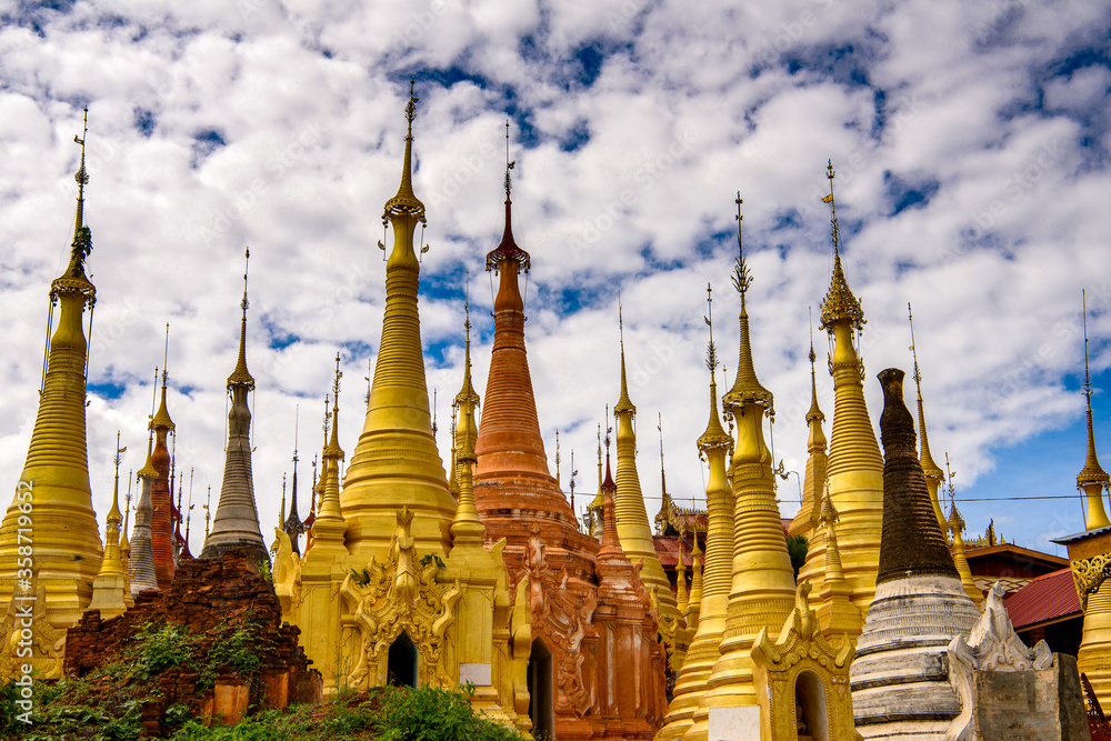 Naklejka premium It's Shwe Indein Pagoda, a group of Buddhist pagodas in the village of Indein, near Ywama and Inlay Lake in Shan State, Burma