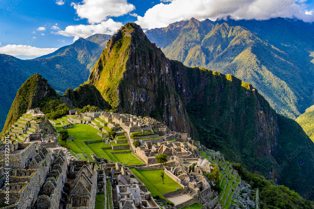 It's Machu Picchu (Peru, Southa America), a UNESCO World Heritage Site - obrazy, fototapety, plakaty 