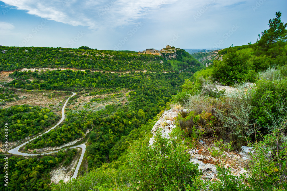 It's Ruins of the ancient castle in Syria It's Ruins of the ancient castle in Syria