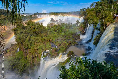 Tableau sur toile Iguazu Falls seen from Argentina