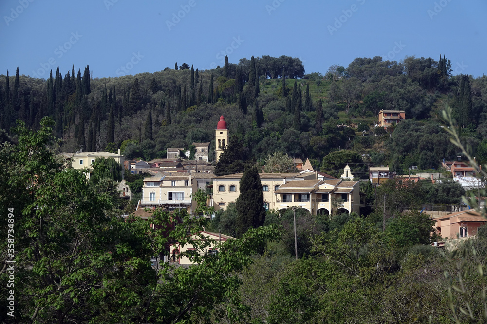 Sinarades, ein Dorf auf Korfu