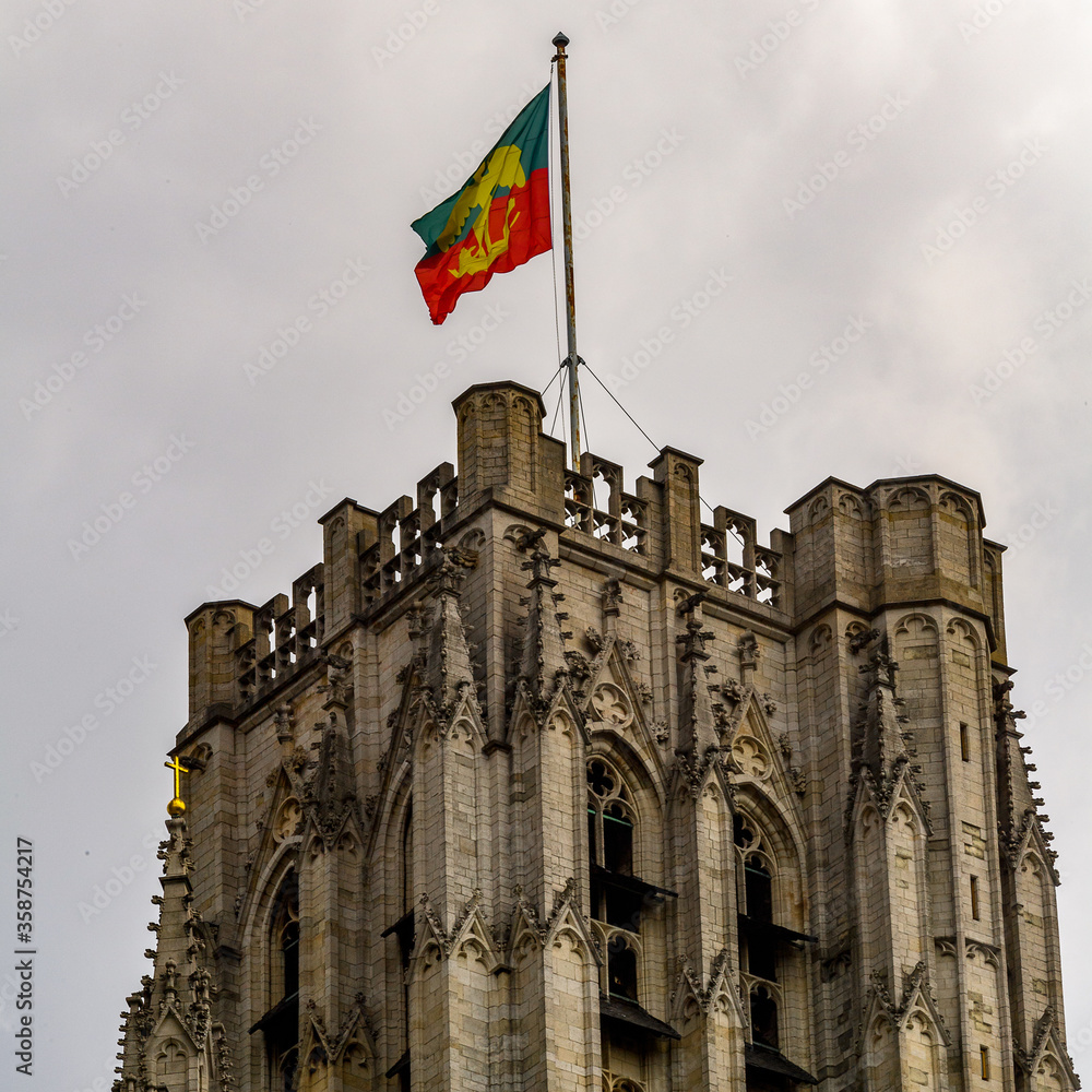 Fototapeta premium Cathedral of St. Michael and St. Gudula, a Roman Catholic church in Brussels, Belgium