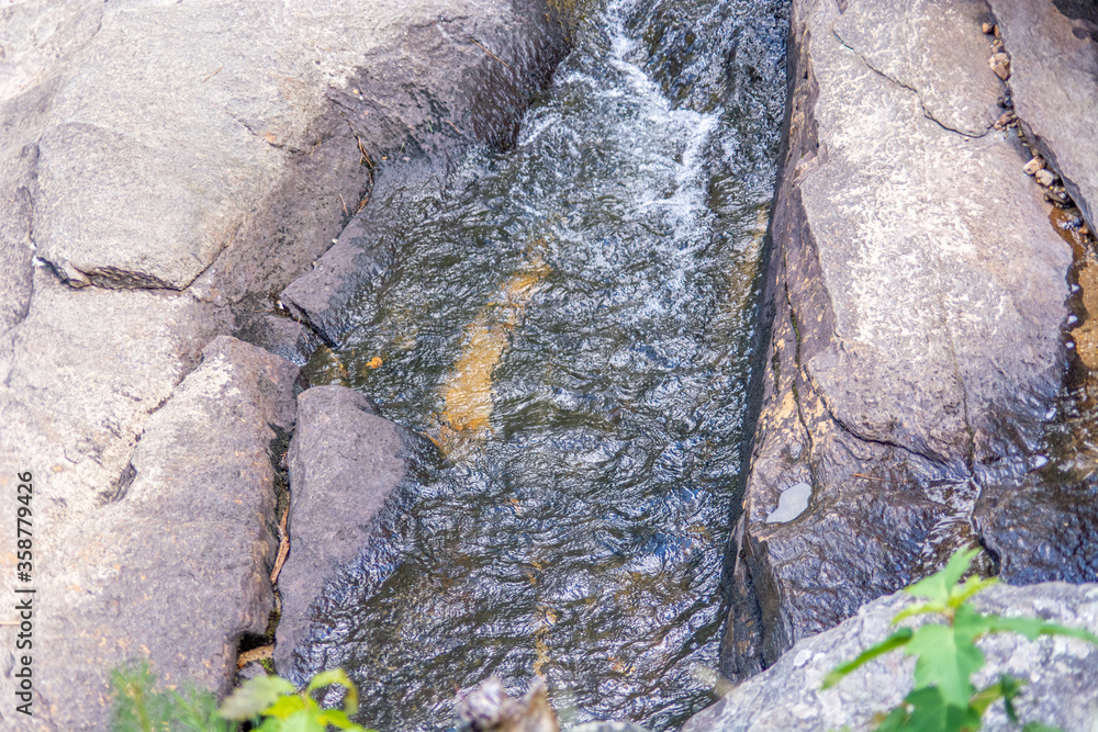 Naklejka premium Cheaha Falls, talladega national forest, cheaha mountain, alabama, usa
