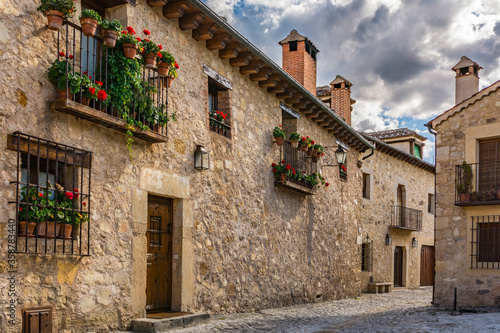 Streets of the medieval town of Pedraza in the province of Segovia (Spain) © Enrique del Barrio