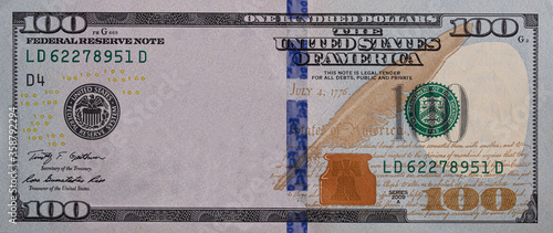 Obraz na płótnie U.S. 100 dollar border with empty middle area