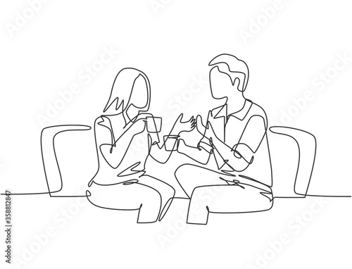 One continuous line drawing of young male and female worker chatting together while drink a cup of coffee during office break. Rest break at work concept single line draw design vector illustration