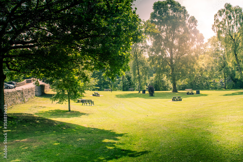 Obraz premium Kirkby Lonsdale Cumbria England park next to River Lune near Devils Bridge