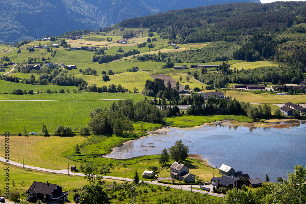 Obraz premium beautiful mountains in norway