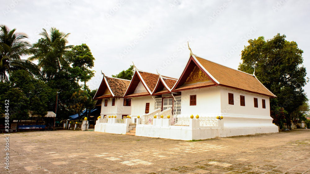 It's Vat Xienhgtong, one of the Buddha complexes in Luang Prabang which is the UNESCO World Heritage city It's Vat Xienhgtong, one of the Buddha complexes in Luang Prabang which is the UNESCO World Heritage city