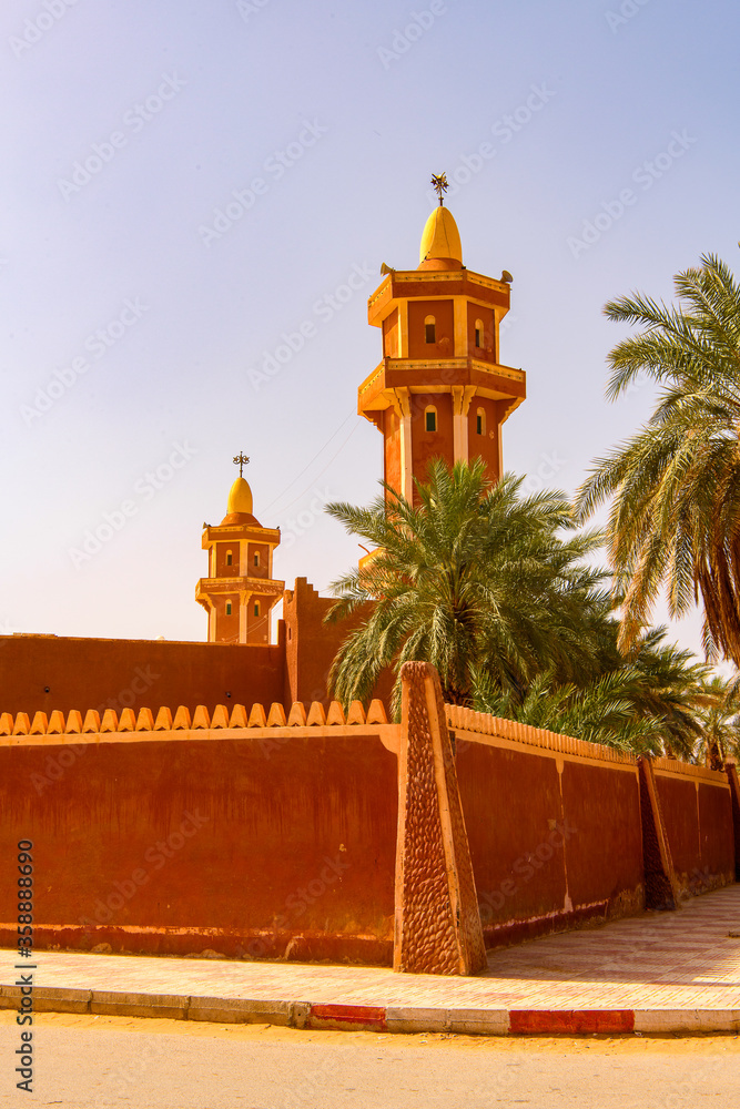 Red architecture of Timimoun, Adrar Province, south-central Algeria