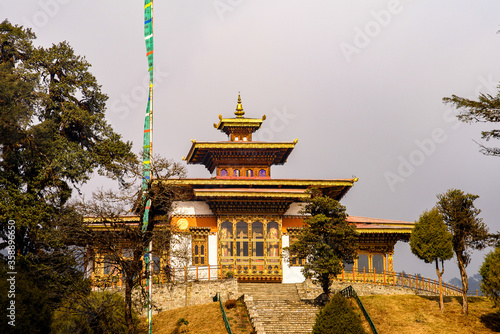 Tableau sur toile 108 memorial chortens or stupas known as Druk Wangyal Chortens, Dochula Pass, Bh