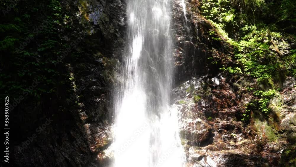 秋川渓谷の清流
秋川渓谷の清流