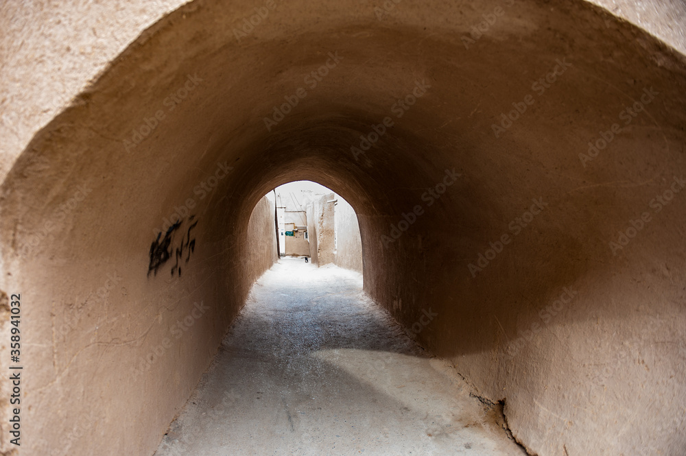 Obraz premium It's Old clay street in Yazd, Iran,Asia