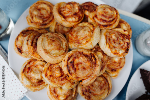 Close up Picture of freshly baked italian style pizza scrolls