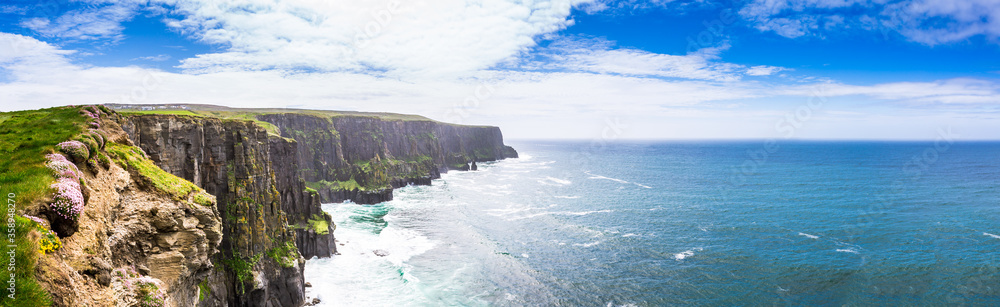 Panorama in Irland, Meer, Ozean, Küste, Atlantik, Klippen, Felsen, Landschaft, Natur / Sea, Ocean, Coast, Atlantic, Cliffs, Rock, Landscape, Nature, Ireland  - obrazy, fototapety, plakaty 