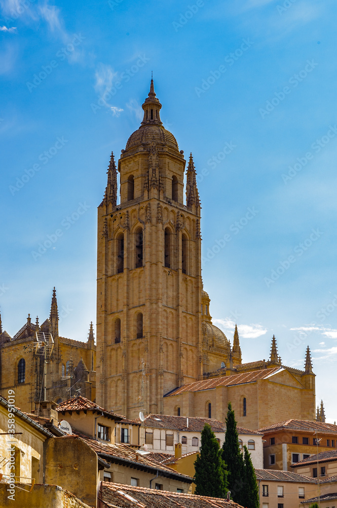 It's Cathedral of Segovia, Segovia, a city in the autonomous region of Castile and León, Spain.