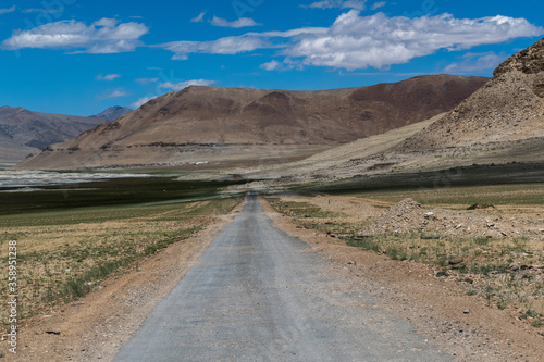 Kar Lake, Leh Ladakh, India © maodoltee