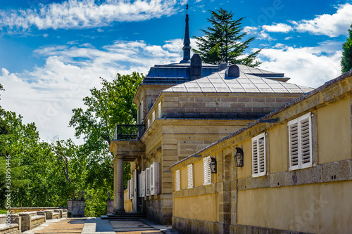 Obraz na płótnie It's Prince small house, El Escorial, Spain w salonie