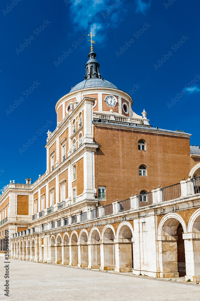 Φωτογραφία It's Royal Palace of Aranjuez (Palacio Real), a residence of the King of Spain, Aranjuez, Community of Madrid, Spain