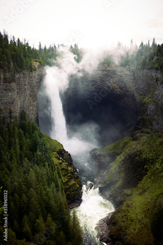 Helmcken Falls waterfall on the Murtle River