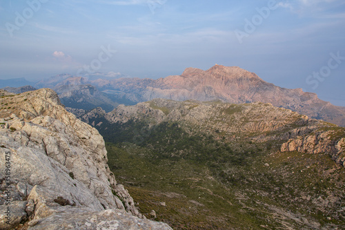 Serra de Tramuntana mountains © Blazej