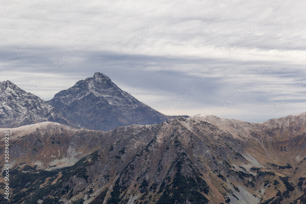 Fototapeta premium First snow in Tatra Mountains