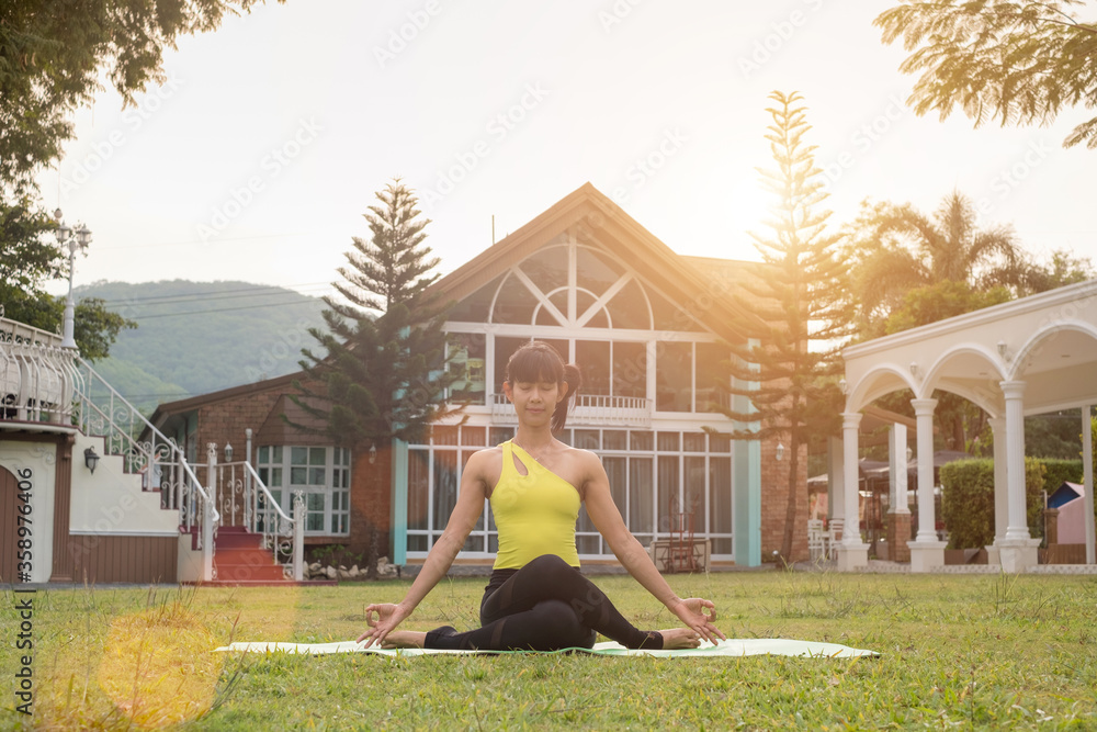 YOGA:Asian women Yoga, natural background YOGA:Asian women Yoga, natural background