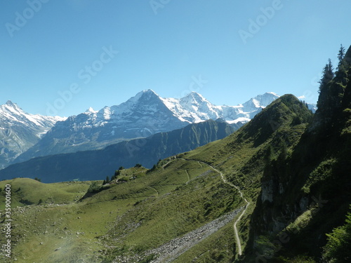 hiking routes in the Bernese Alps