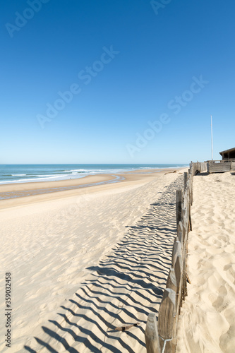 Carcans plage (Gironde, France), près de Lacanau	
 photo