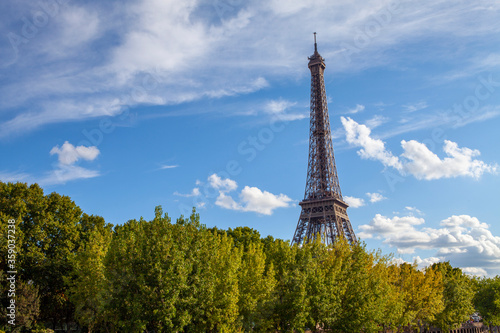 eiffel tower in paris © Kenan