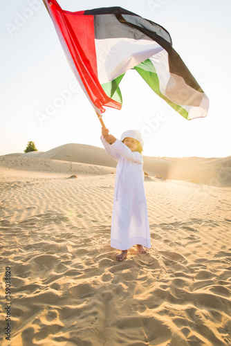 Photography Arabian family in the desert