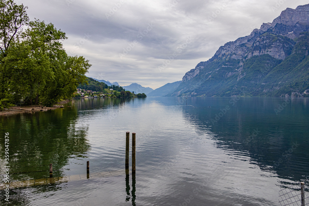 Lago Walensee, Suiça