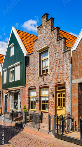 Fototapeta Naklejka Na Ścianę i Meble -  It's Typical house in Volendam, North Holland, Netherlands