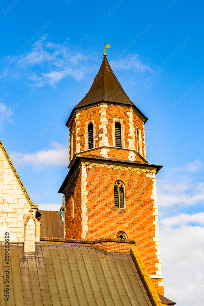 Fototapeta premium It's Wawel Royal Castle in Krakow, Poland