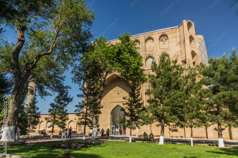 SAMARKAND, UZBEKISTAN: APRIL 28, 2018: Portal of Bibi-Khanym Mosque in Samarkand, Uzbekistan