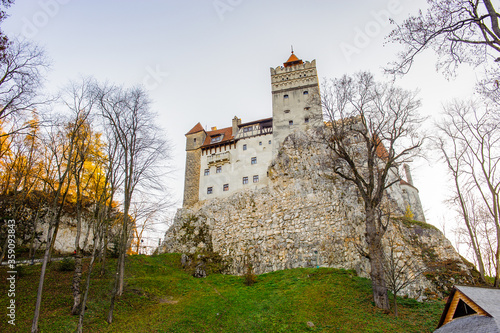 Obraz na płótnie It's Dracula Castle in Bran, Romania. It is marketed as the home of the Vampire Dracula, the Bram Stoker's novel character. w salonie