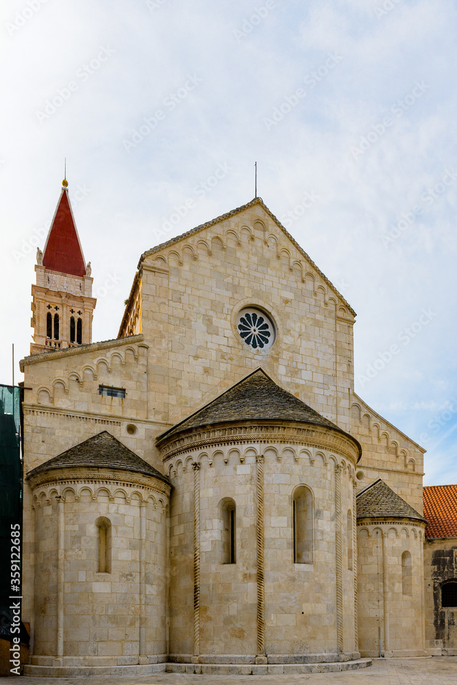 It's Cathedral of St. Lawrence (Katedrala Sv. Lovre), a Roman Catholic triple-naved basilica constructed in Romanesque-Gothic in Trogir, Croatia. UNESCO World heritage
