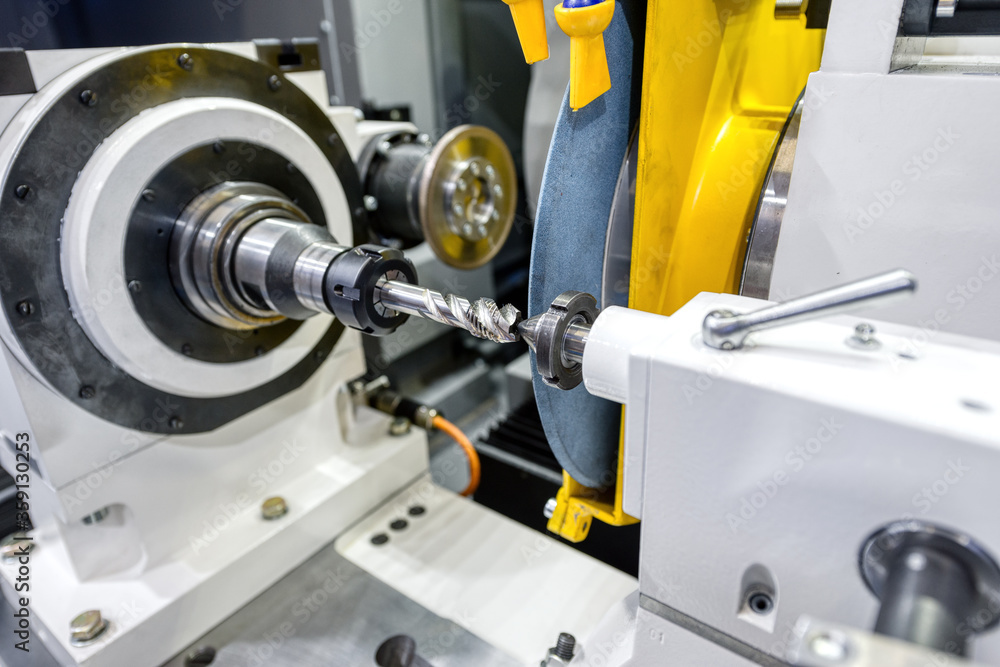 Automatic sharpening machine. Automatic sharpening machine.