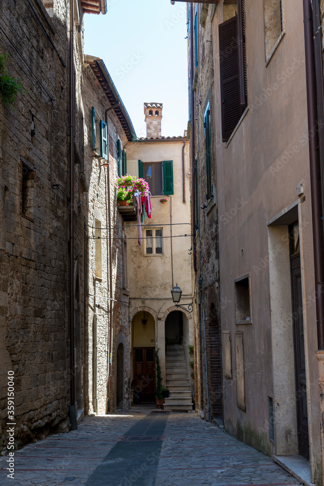 architecture of buildings in the country of todi