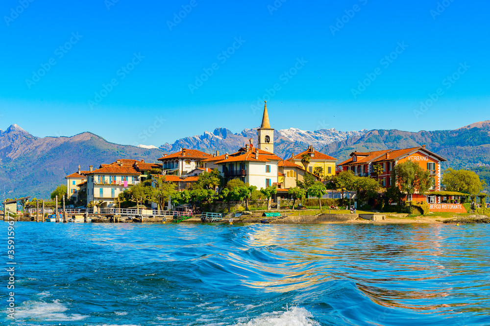 It's Isola Pescatori (Fishermen Island) on the Lago Maggiore (Big Lake), Piedmont, Italy.