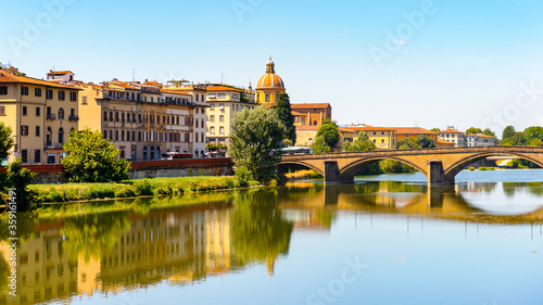 Bank of Arno and Ponte d'oro (Golden Bridge), Florence, Italy