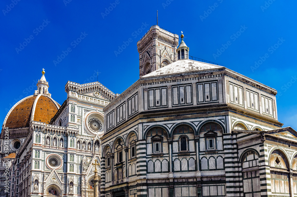 It's Basilica di Santa Maria del Fiore, Florence, Italy.
