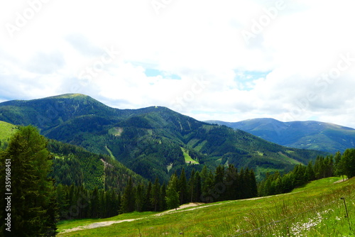 steirische Berglandschaft © cagala