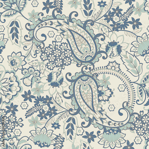 Orante damask background. Paisley seamless pattern