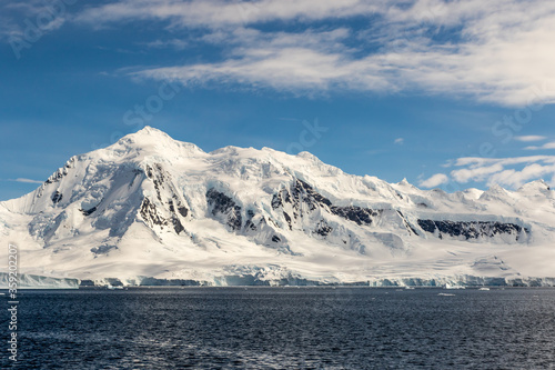 Wallpaper Mural Beautiful snow-capped mountains in Antarctica Torontodigital.ca