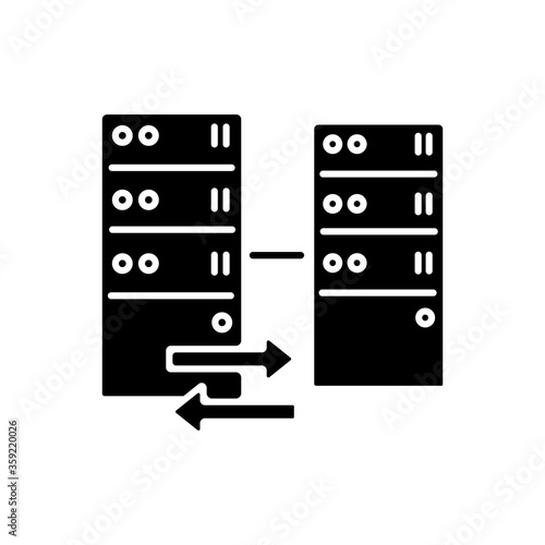 Reverse proxy black glyph icon. Website host server protection, modern cybersecurity silhouette symbol on white space. VPS handling users requests to internet resource. Vector isolated illustration