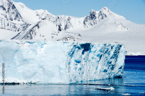 Landscape of Antarctica © Anton Ivanov Photo