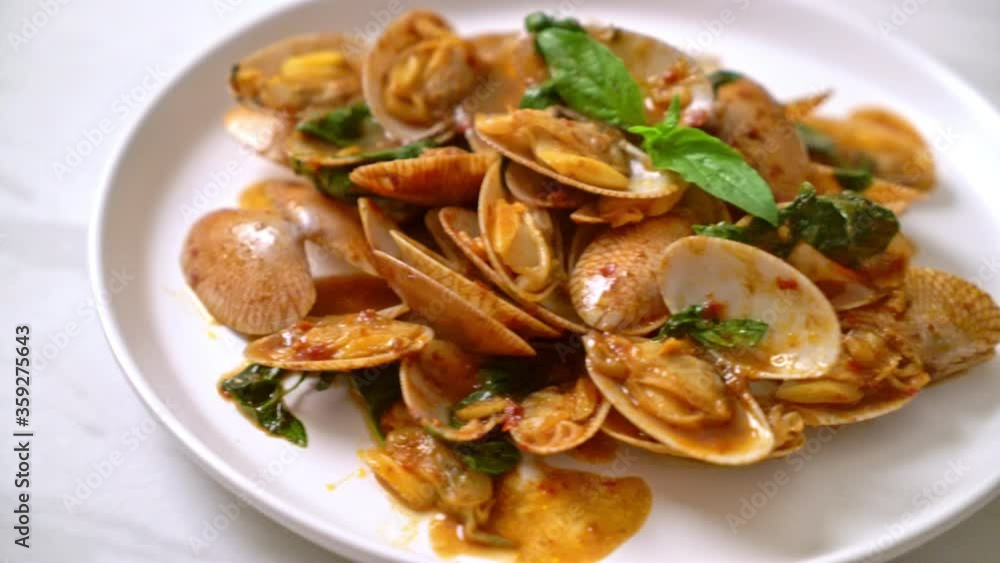 Stir Fried Clams with Roasted Chilli Paste Stir Fried Clams with Roasted Chilli Paste